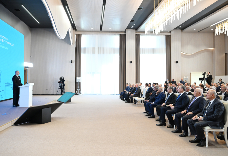 En Mingachevir se celebra la ceremonia de inauguración de la Central Eléctrica "8 de Noviembre"