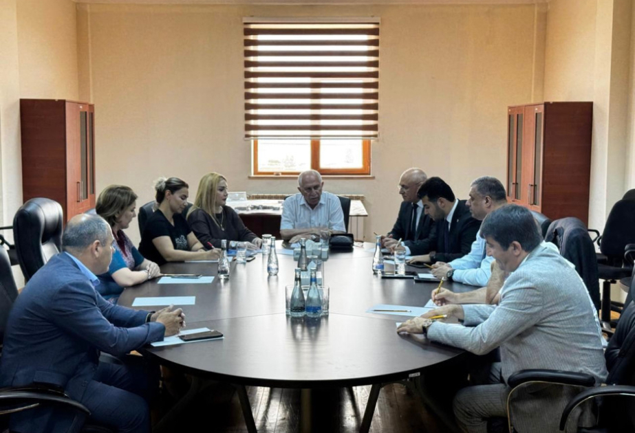 FHN yanında İctimai şuranın yeni tərkibdə ilk iclası keçirilib