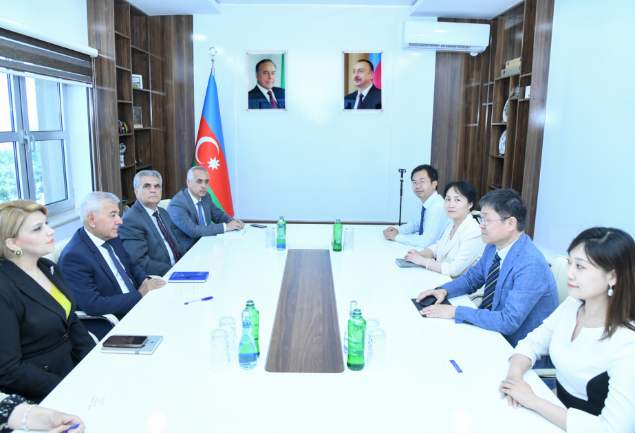 BMU-da Pekin Kimya Texnologiyaları Universitetinin nümayəndələri ilə görüş keçirilib