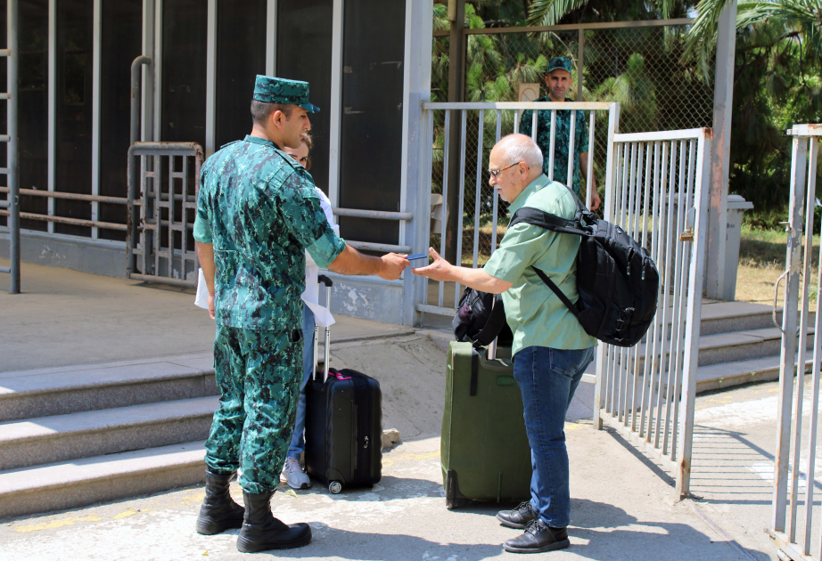 İranəsilli ABŞ vətəndaşları Azərbaycanın dəstəyi ilə təxliyə edilib  FOTO