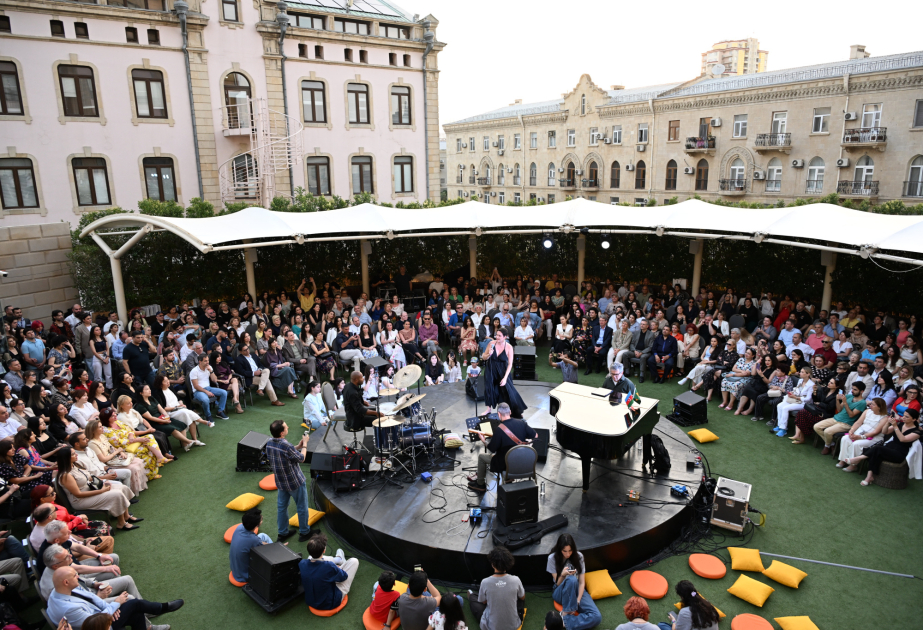 Четвертый Baku Piano Festival закрылся ярким концертом бразильской музыки