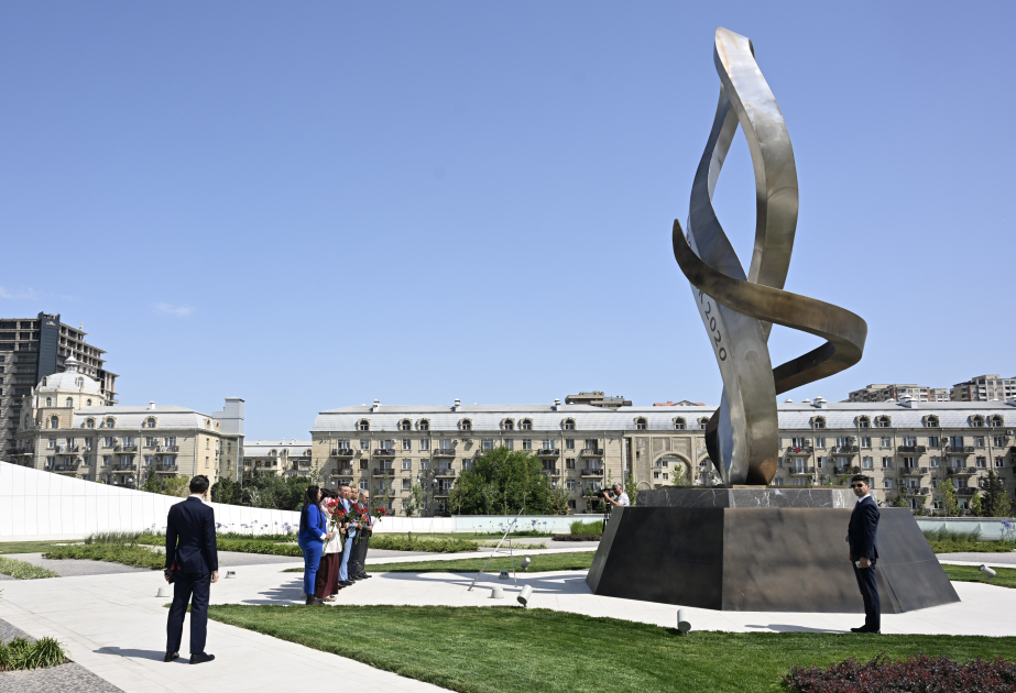 Representatives of Moroccan House of Representatives visit Victory Park in Baku