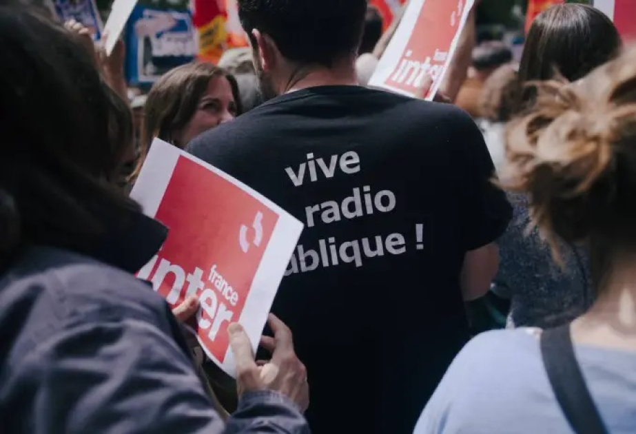 Fransada teleradioların əməkdaşları tətil edirlər, yayımlar dayandırılıb