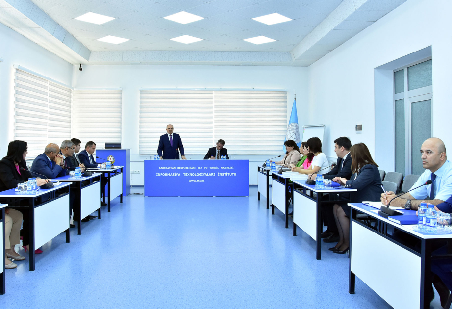“Elm və təhsilə birgə baxış” layihəsi çərçivəsində İnformasiya Texnologiyaları İnstitutunda görüş keçirilib