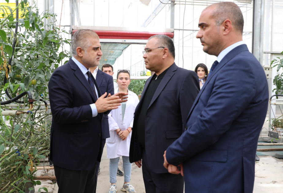 Tahir Gözelin “Green Tech”də Özbəkistanın kənd təsərrüfatı naziri ilə görüşü olub