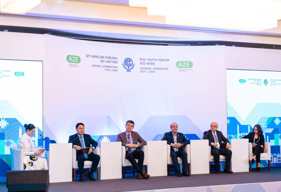 BDU-nun 5 tələbəsi ECO-nun Gənclər Forumunda iştirak edir