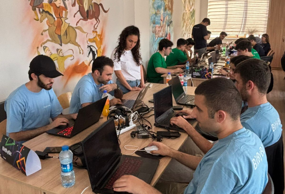 В БГУ состоялся Code8 Hackathon