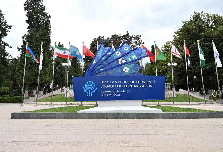 Khankendi wird zur neuen Adresse für Diskussion globaler Themen - FOTOREPORTAGE