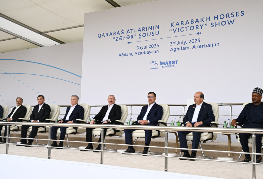 ECO-nun 17-ci Zirvə görüşünün iştirakçıları Ağdamdakı “İmarət” Kompleksində Qarabağ atlarının “Zəfər” şousunu izləyiblər VİDEO