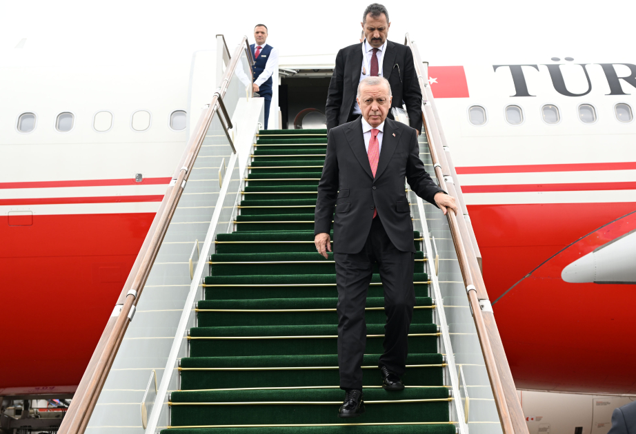 Türkiyə Prezidenti Rəcəb Tayyib Ərdoğan Azərbaycana səfərə gəlib
