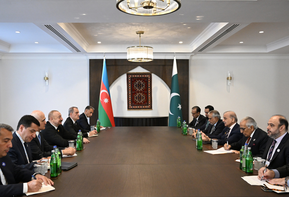 Präsident Ilham Aliyev trifft pakistanischen Premierminister in Khankendi AKTUALISIERT  VIDEO