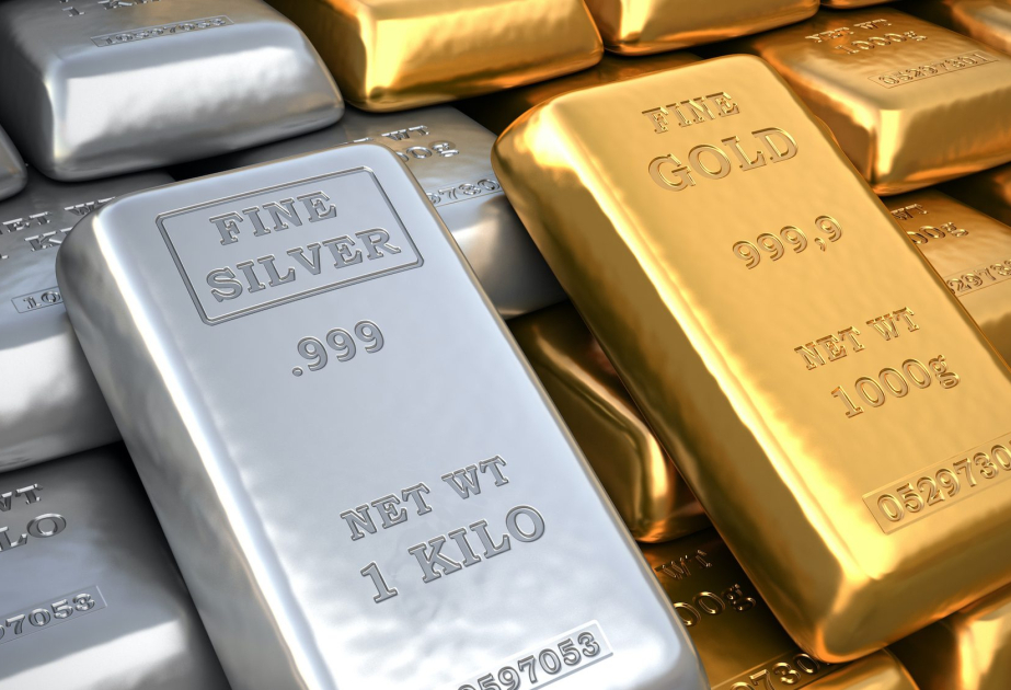 Le prix de l’or enregistre une hausse, tandis que celui de l’argent est en baisse