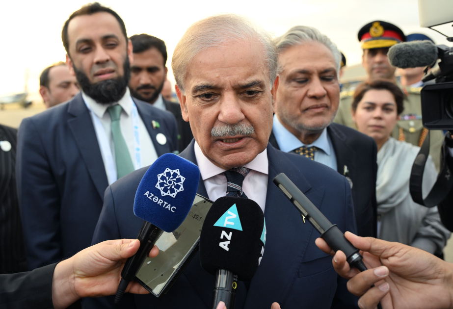 Muhammad Shehbaz Sharif: “Hemos acordado desarrollar el comercio y la inversión entre Pakistán y Azerbaiyán en áreas estratégicas”