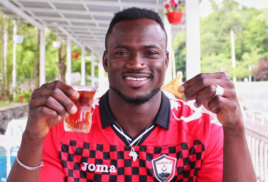 غابالا يتعاقد مع لاعب دفاع الوسط الغاني من ناشئي بلد الوليد