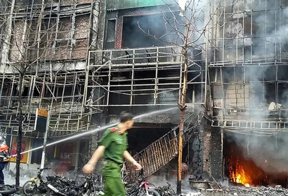 Apartment complex fire kills 8 in Vietnam's southern city