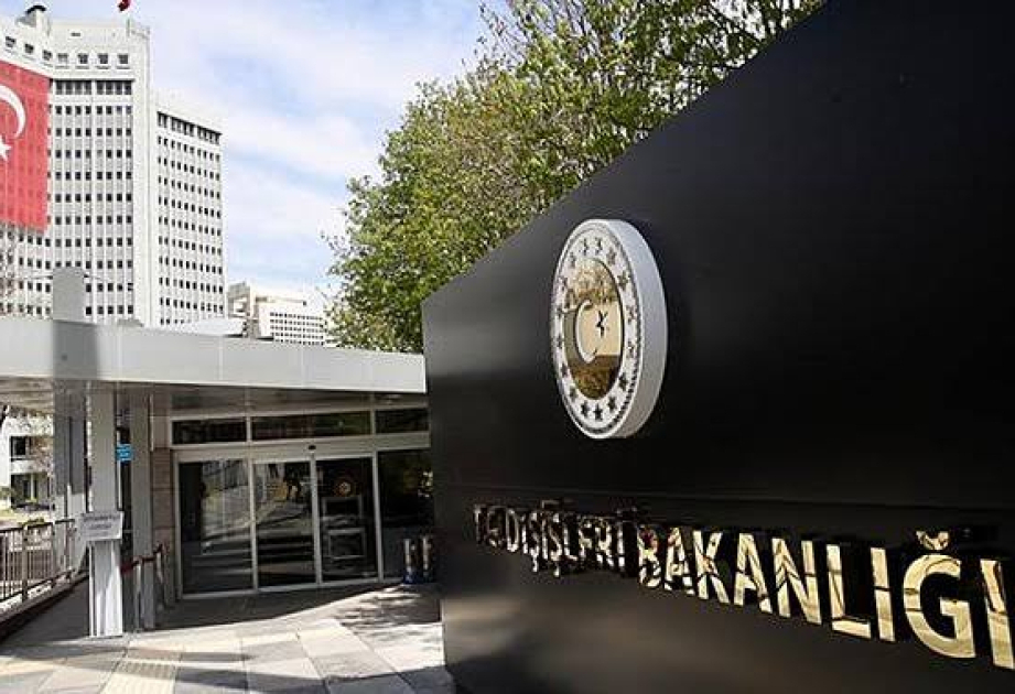 La Türkiye dénonce les deux poids, deux mesures de la France