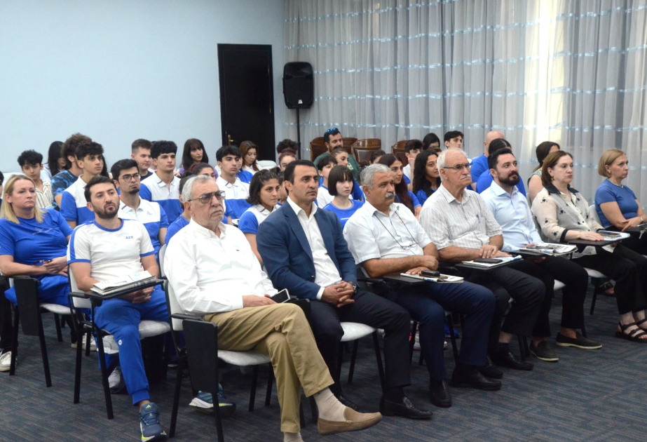 Avropa Gənclər Yay Olimpiya Festivalında iştirak edəcək nümayəndə heyəti ilə görüş olub