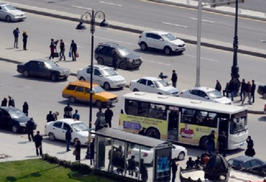 Avtobus dayanacaqlarını zəbt edən sürücülərə xəbərdarlıq edilib
