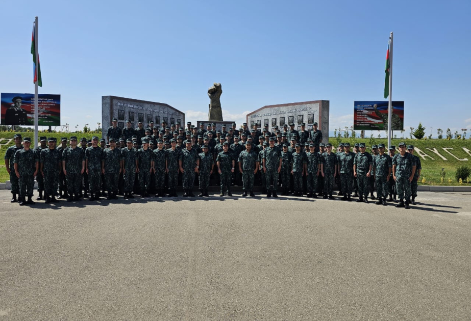 Hərbi xidməti başa vuran sərhədçi əsgərlər ehtiyata buraxılıblar