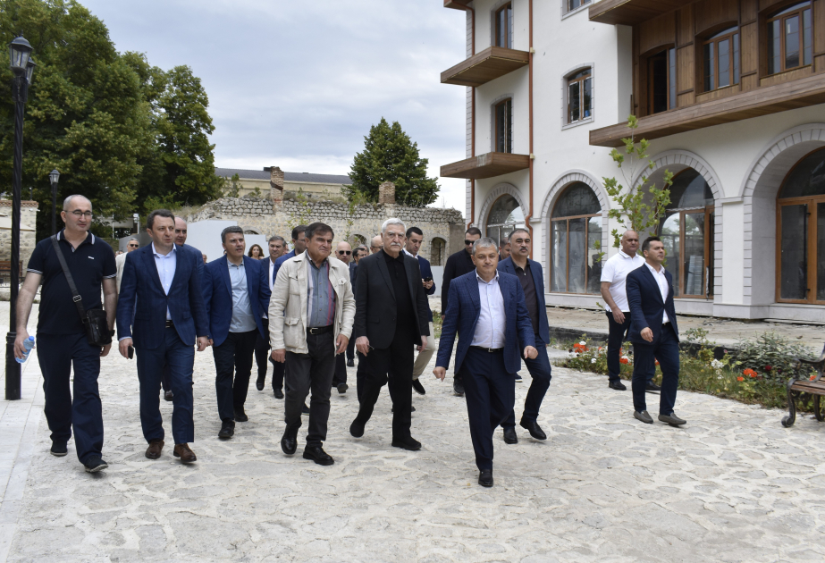 Heads of diplomatic service bodies tour Shusha city