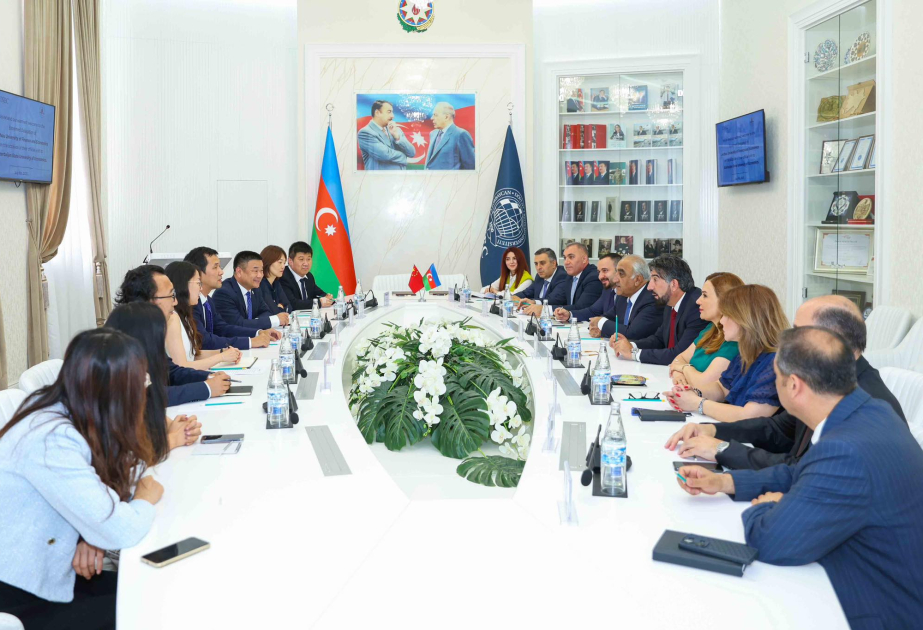 UNEC ilə Çinin Lanzhou Maliyyə və İqtisad Universiteti əməkdaşlığa başlayıb