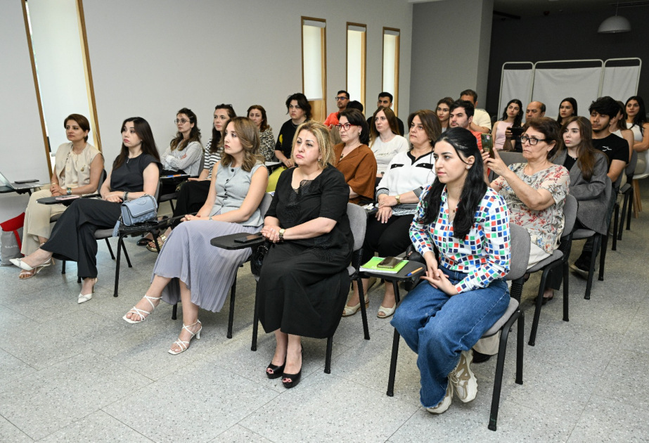 Tanınmış mütəxəssis Azərbaycan İdman Akademiyasında elmi-praktik təlim keçirib