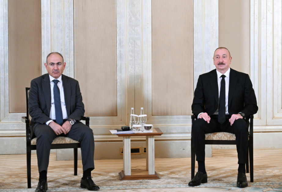 Aserbaidschan und Armenien – ein Schritt zum Frieden ohne Vermittler