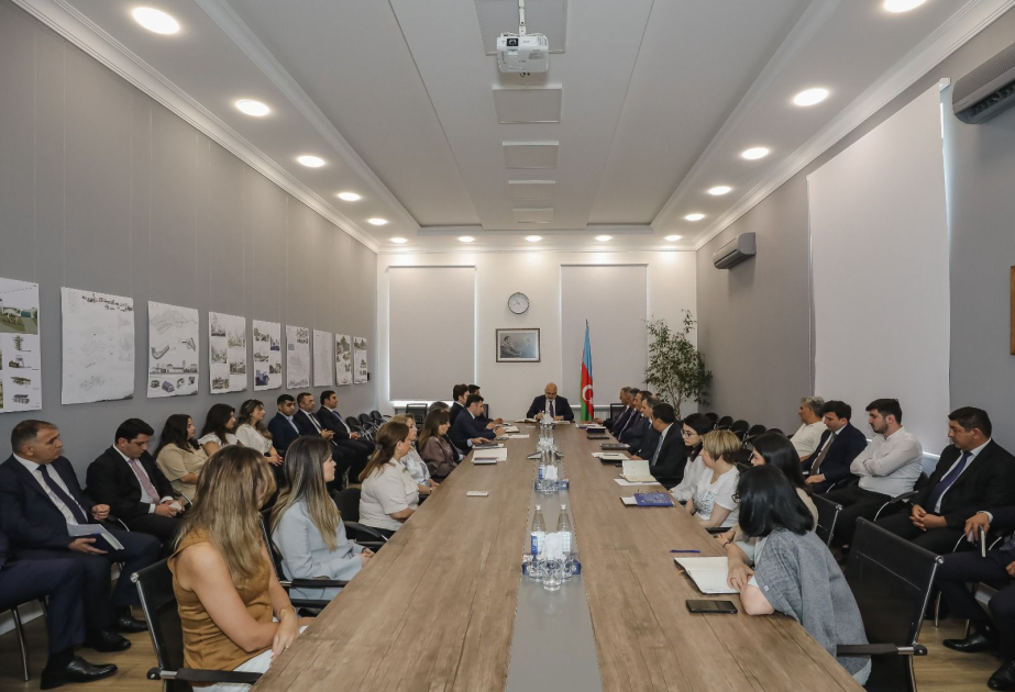 Bakı şəhərinin Baş planının icrası istiqamətində görülən işlər müzakirə edilib