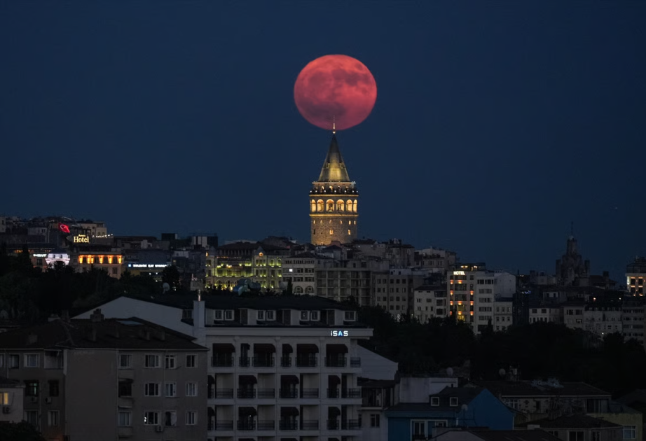 Оленья Луна во всей красе ФОТО