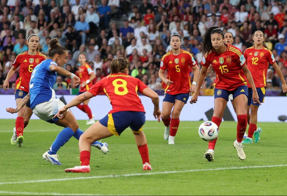 Spanien siegt bei Frauen-EM weiter