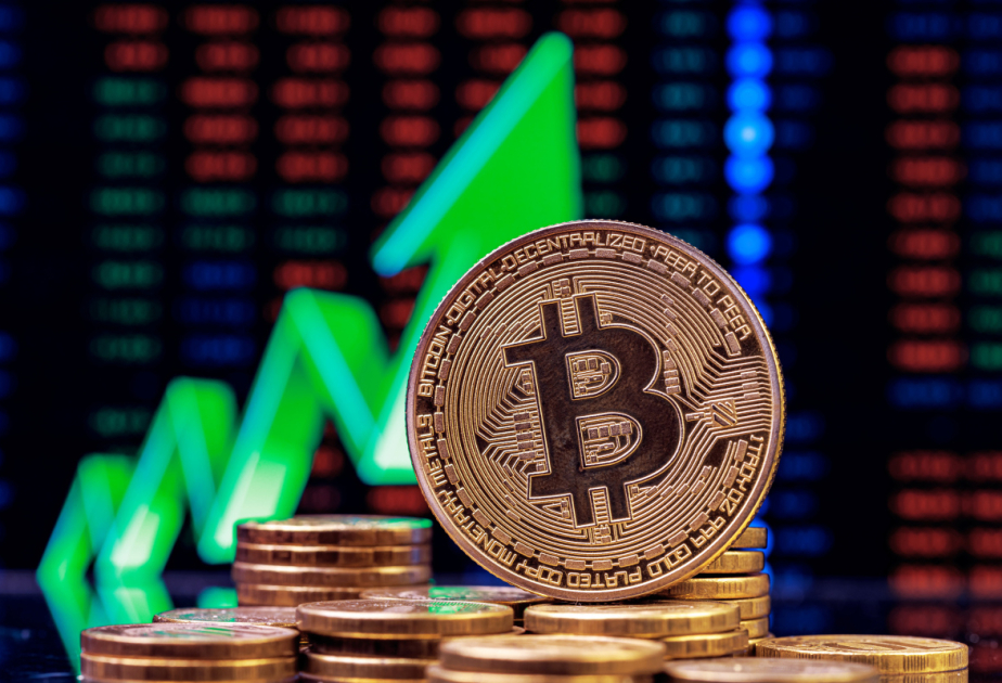“Bitcoin”in qiyməti artmağa davam edir