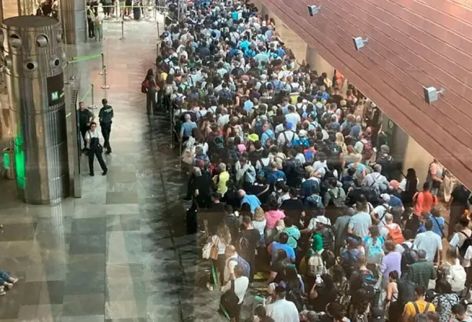 Испания сталкивается с транспортным коллапсом на фоне наплыва 100 миллионов туристов