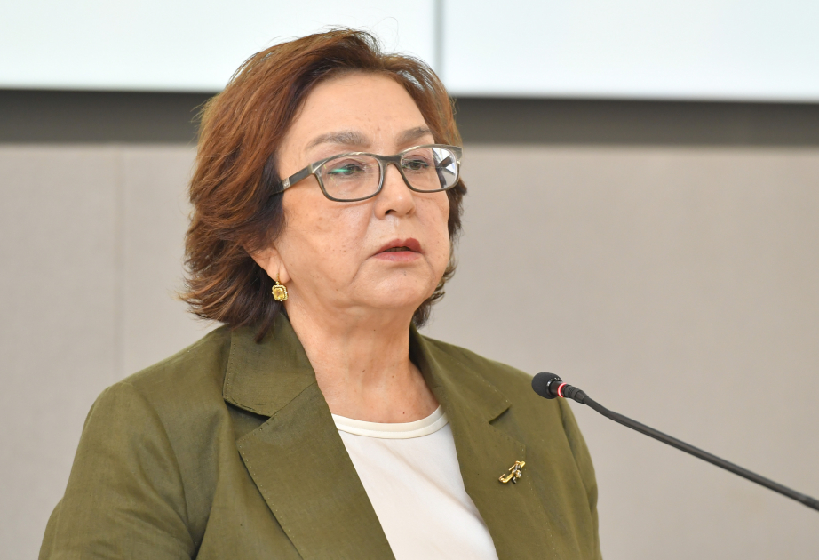 I–IV ixtisas qrupları üzrə dövlət sifarişi ilə ali məktəblərə qəbul olanların 53.31 faizi 300–500 bal aralığında nəticə göstərib
