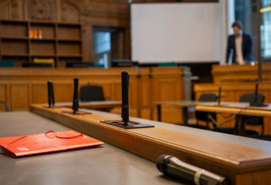 Berlində 15 xəstəni öldürməkdə təqsirləndirilən palliativ xidmət həkimi ilə bağlı məhkəmə prosesi başlayıb
