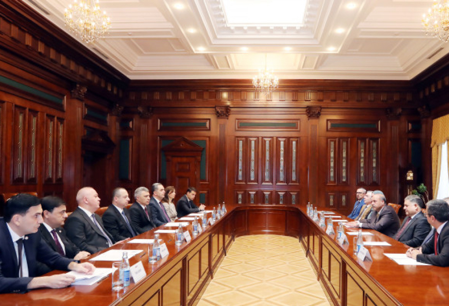 Azerbaiyán e Irak exploran perspectivas de cooperación judicial y legal