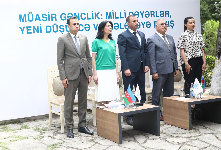 “Müasir gənclik: milli dəyərlər, yeni düşüncə və gələcəyə baxış” mövzusunda tədbir keçirilib