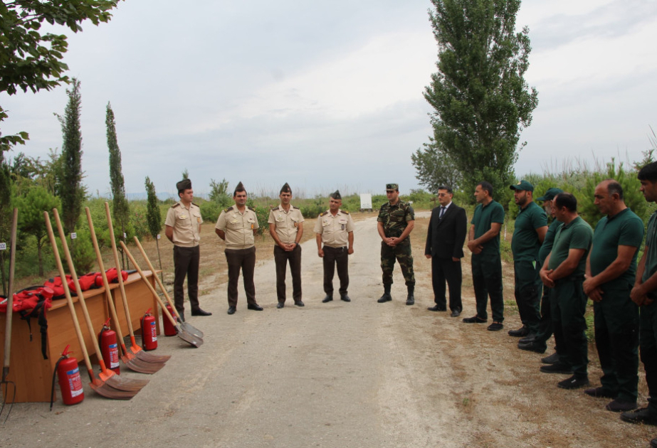 Qızılağac Milli Parkında yanğın təhlükəsizliyinə dair nəzəri-praktiki tədbir keçirilib