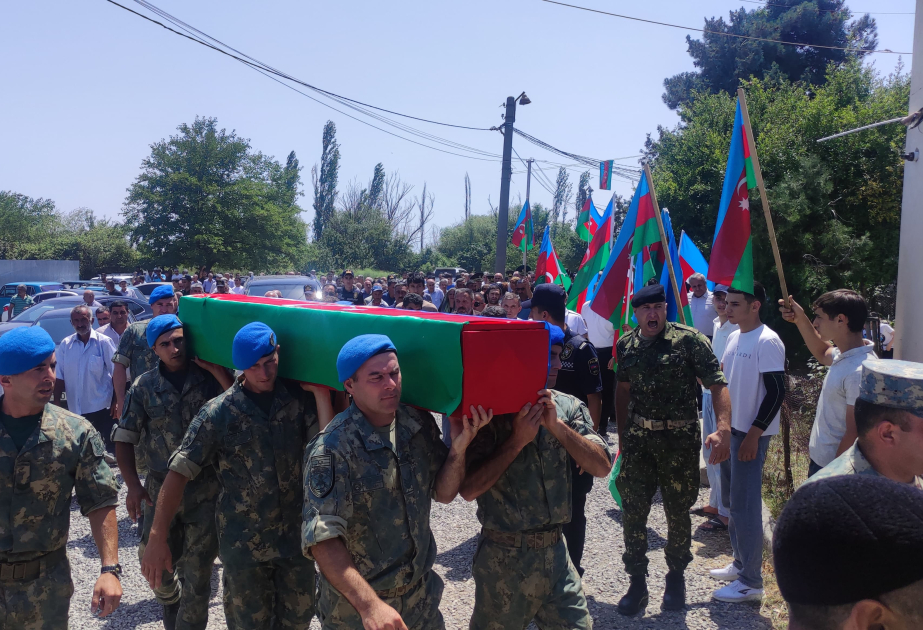 Otuz bir il əvvəl şəhidlik zirvəsinə ucalan döyüşçü Xaçmazda dəfn olunub FOTO VİDEO