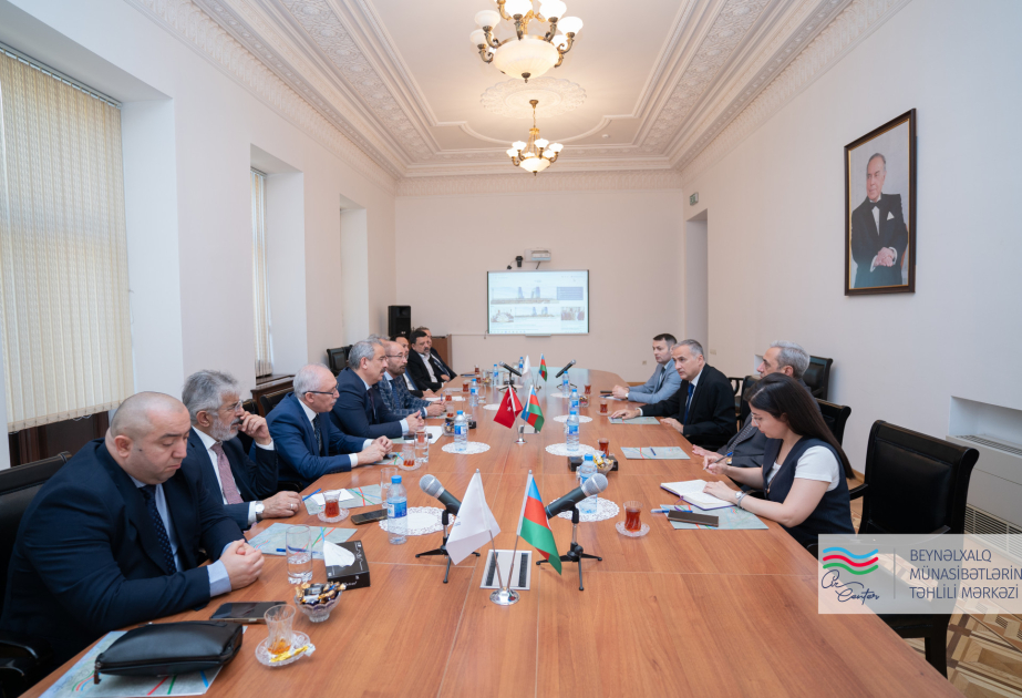 Azerbaijan’s AIR Center hosts meeting with representatives of Turkish media outlets