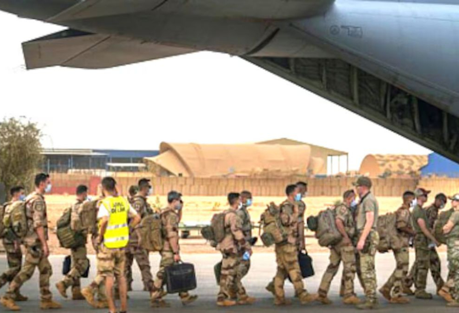 Le retrait complet de l’armée française du Sénégal sonne la fin d’une approche humiliante et autoritaire du continent
