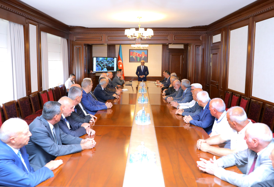 Naxçıvan şəhəri ictimaiyyətinin nümayəndələri ilə görüş olub