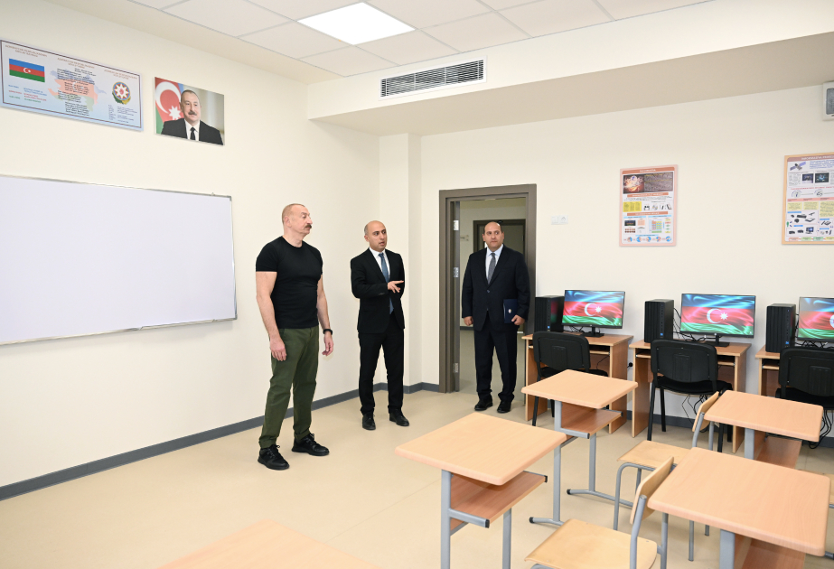 阿格达姆市第1中学校舍落成