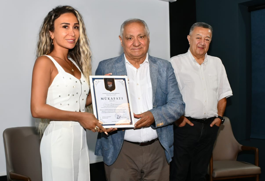 AMEA əməkdaşı Həsən bəy Zərdabi mükafatına layiq görülüb