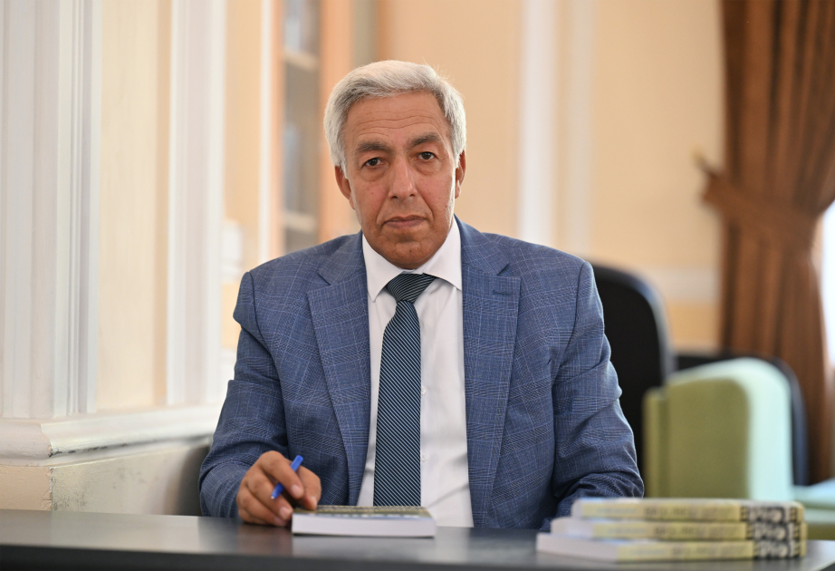 “Başlıbel: yaranışdan işğaladək” kitabının imza mərasimi olub