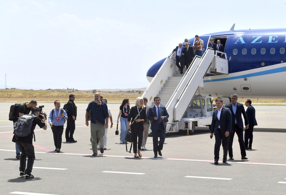 Participants of third Shusha Global Media Forum arrive in Fuzuli VIDEO