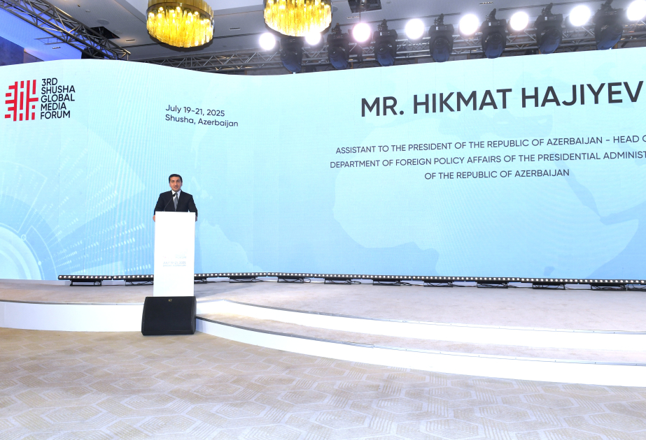 Eröffnungszeremonie des 3. Globalen Medienforums in Schuscha