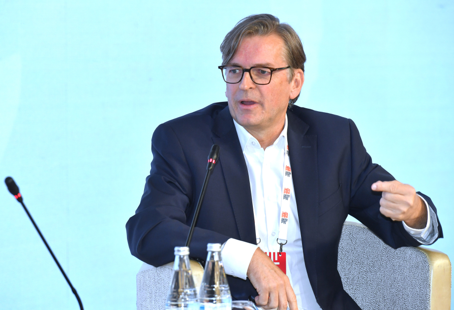 Claus Strunz: ChatGPT presents facts dominated by Western narratives
