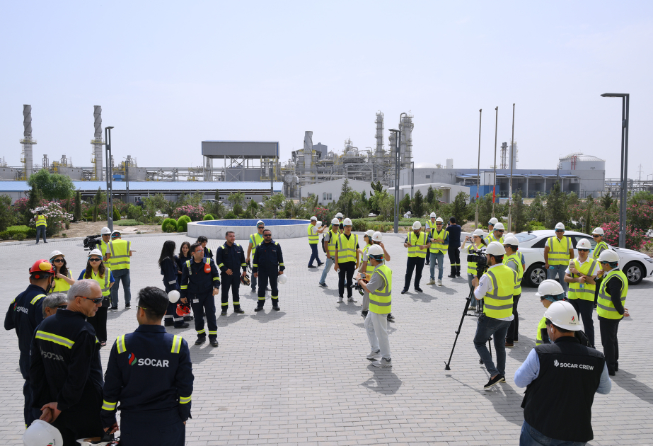 Milli mətbuatın 150 illik yubileyi münasibətilə “SOCAR Karbamid” zavoduna media-tur təşkil olunub