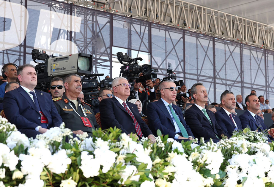 Leadership of Azerbaijan Defense Ministry visits Türkiye