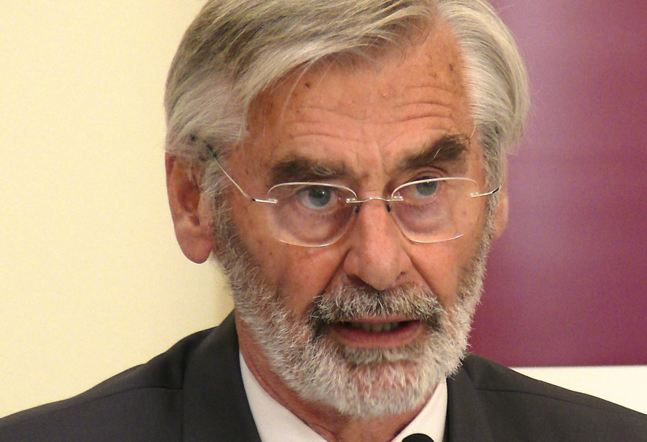 Aİ-nin sabiq səfiri: Azərbaycan Orta Dəhlizin etibarlılığının təmin olunmasında beynəlxalq səviyyədə açar rolunu oynayır - MÜSAHİBƏ